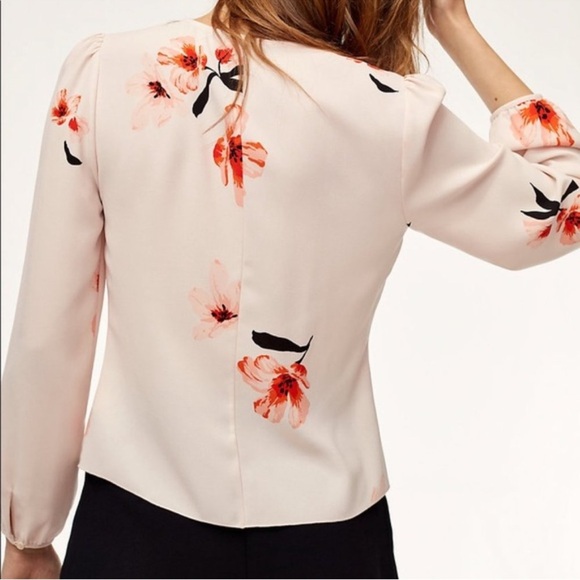 NEW Aritzia Wilfred Tia Front Tie Floral Print Blouse Medium NWT - Picture 3 of 12